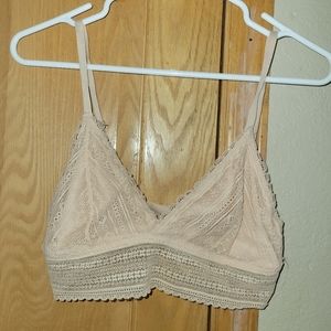 PRICE FIRM Abercrombie and Fitch Bralette